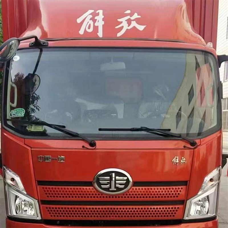 武陵区塔什库尔干县：物流专线的高效货运之旅